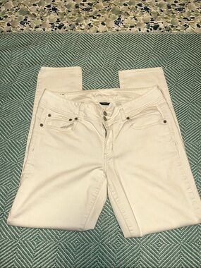 American Eagle Outfitters Off-White Skinny Jeans
